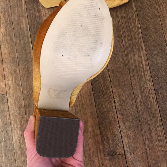 Gold Knot Mules - Crushed Velvet! - Picture 4 of 8